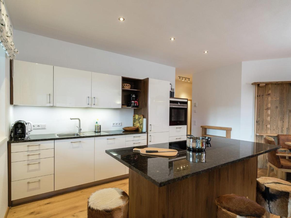 Luxury Apartment In Salzburg With Terrace アルペンドルフ エクステリア 写真